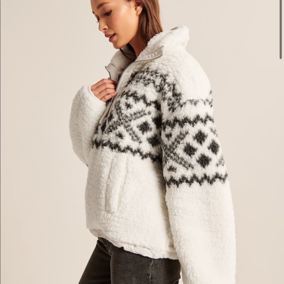 NWT Sherpa Half-Zip Sweater - Picture 3 of 6